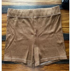 TALENTLESS Ribbed Biker Shorts Size Medium in Brown